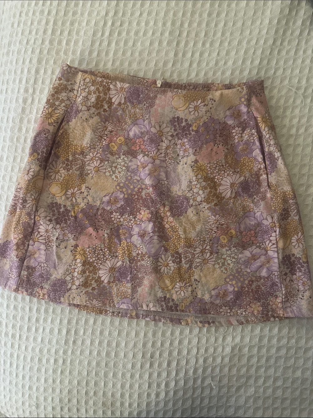Floral Pastel A-Line Skirt - Lavender & Cream with Pockets!!!
